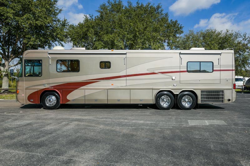 2002 Country Coach For Sale