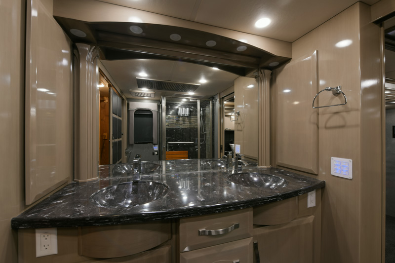 2013 Newmar King Aire For Sale