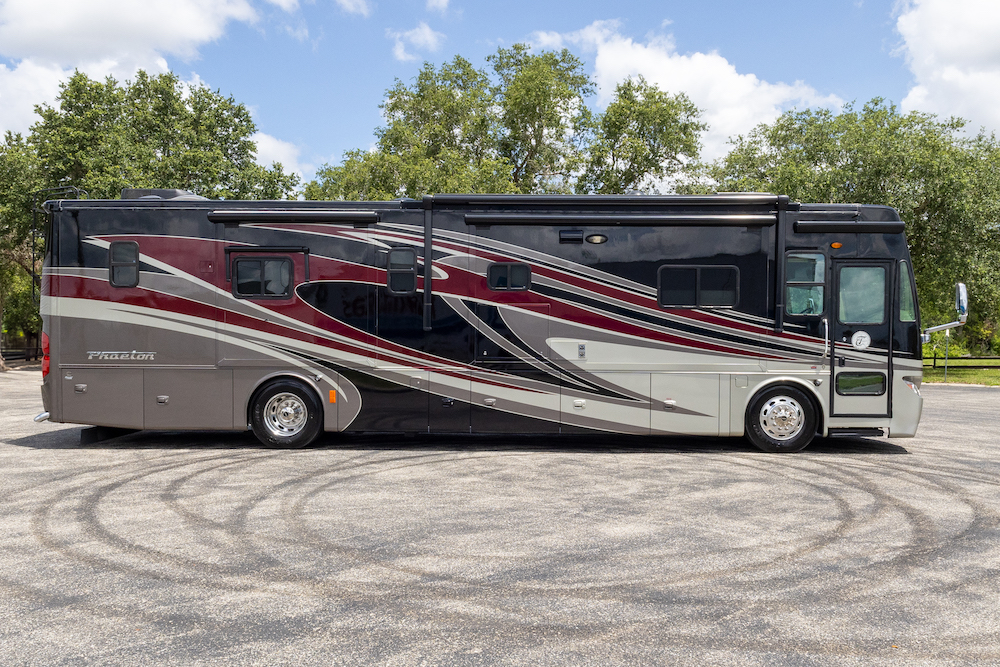 2013 Tiffin Phaeton For Sale