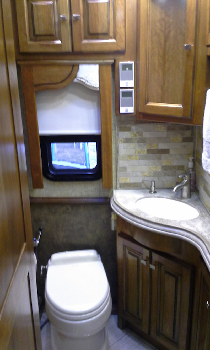 Bus-Stuff.com Class A Rv For Sale