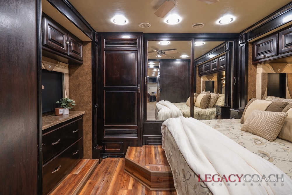 2015 Tiffin Allegro Red For Sale