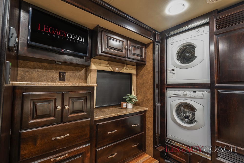 2015 Tiffin Allegro Red For Sale