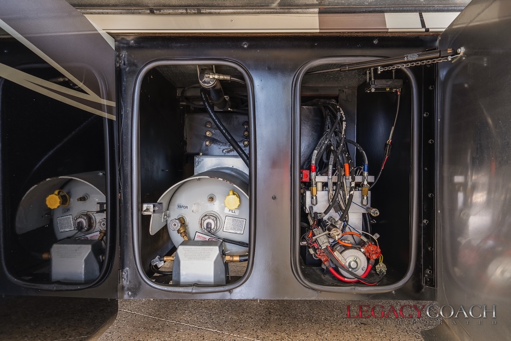 2015 Tiffin Allegro Red For Sale