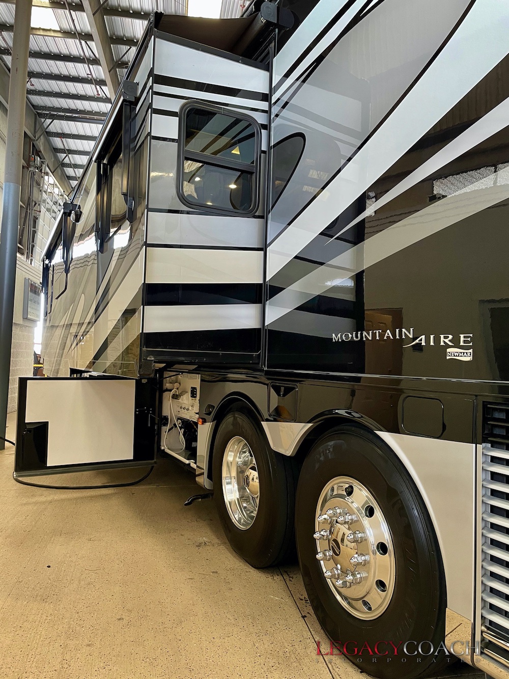 2016 Newmar Mt Aire For Sale