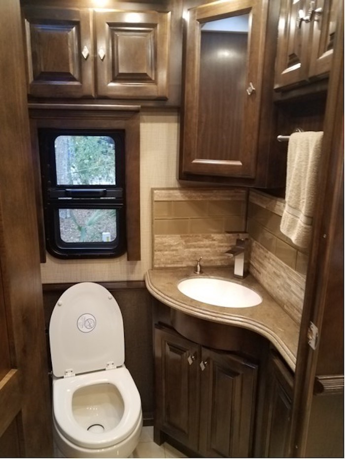 Bus-Stuff.com Class A Rv For Sale