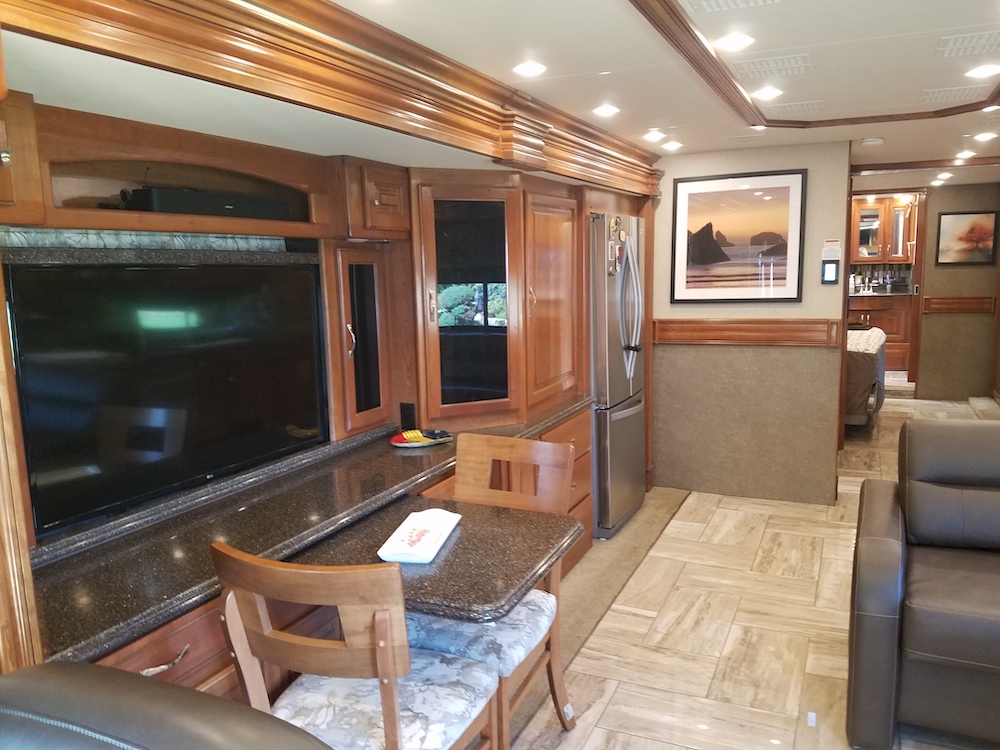 2017 Fleetwood Discovery For Sale