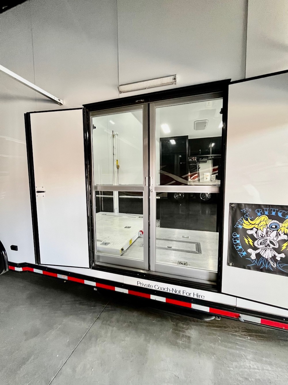 2019  Prevost TrailerFor Sale