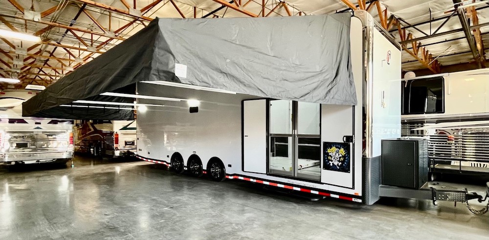 2019  Prevost TrailerFor Sale