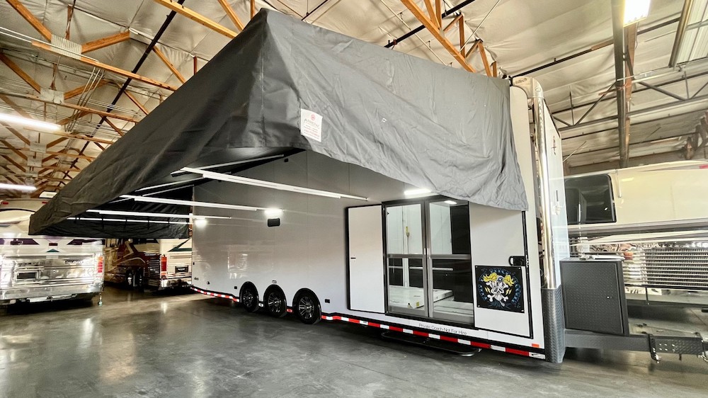 2019  Prevost TrailerFor Sale