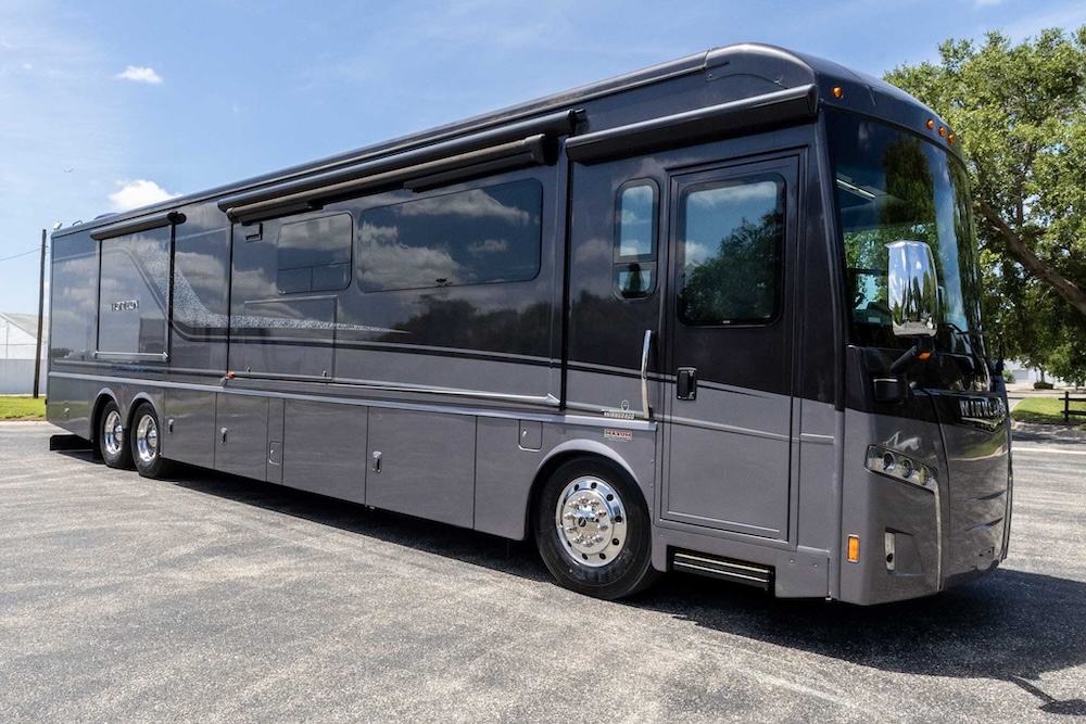 2019 Winnebago Horizon For Sale