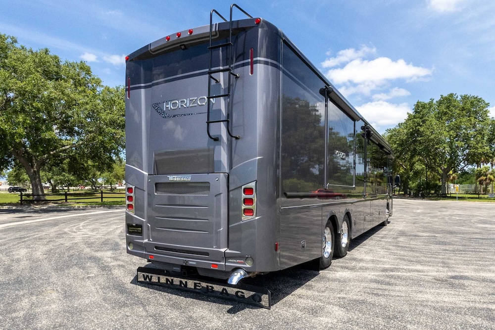 2019 Winnebago Horizon For Sale