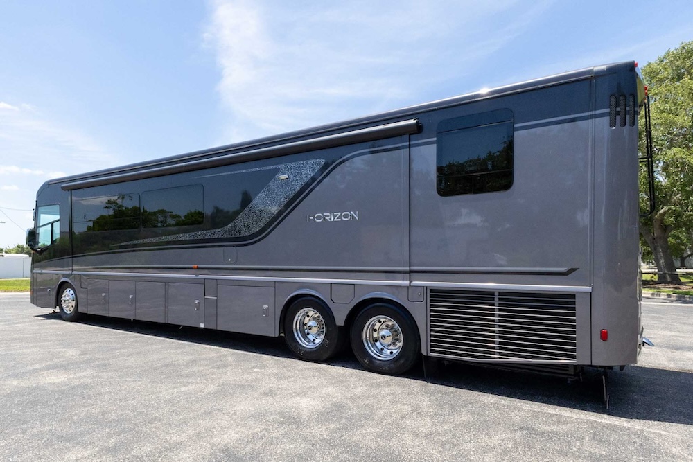 2019 Winnebago Horizon For Sale