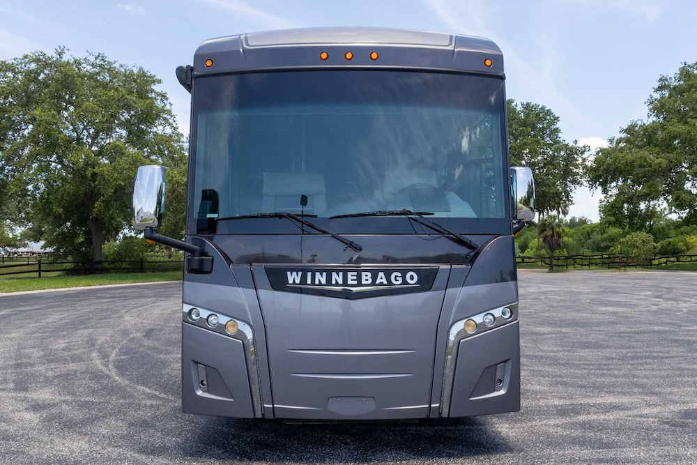 2019 Winnebago Horizon For Sale