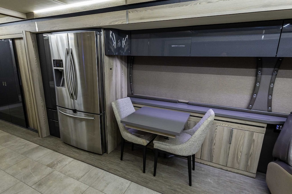 2019 Winnebago Horizon For Sale