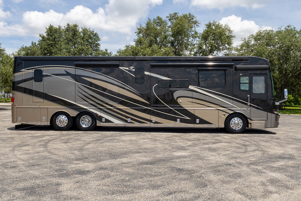 2020 Mountain Aire For Sale