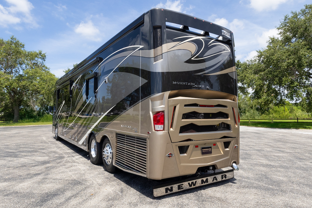 2020 Mountain Aire For Sale