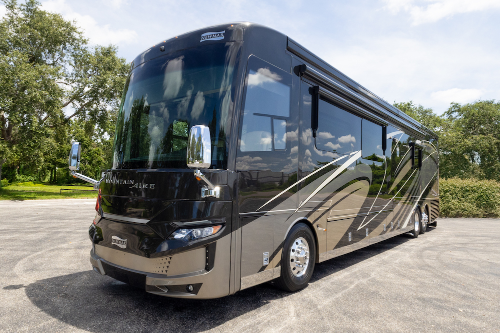 2020 Mountain Aire For Sale