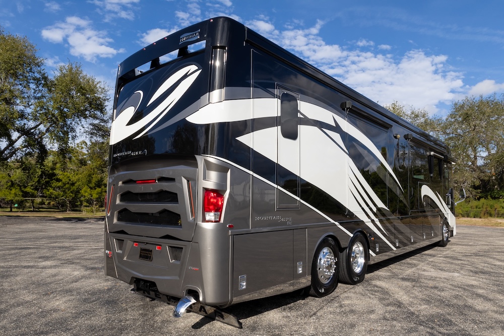 2020 Newmar Mountain Aire For Sale