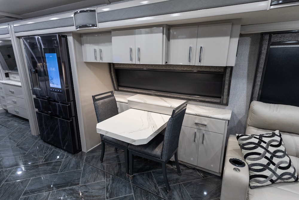 2022 American Coach For Sale