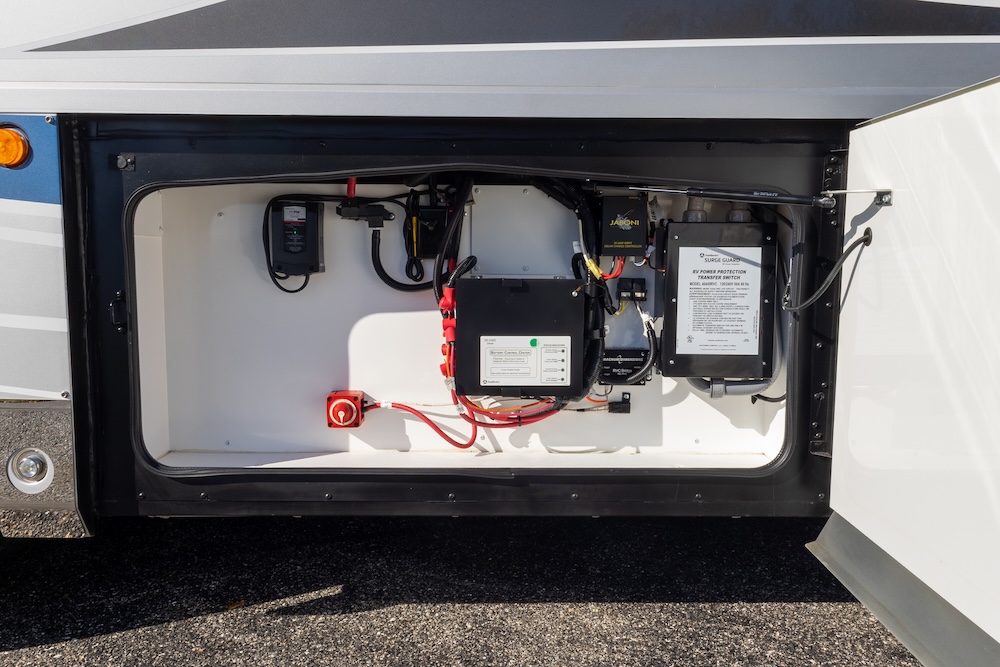 2022 American Coach For Sale