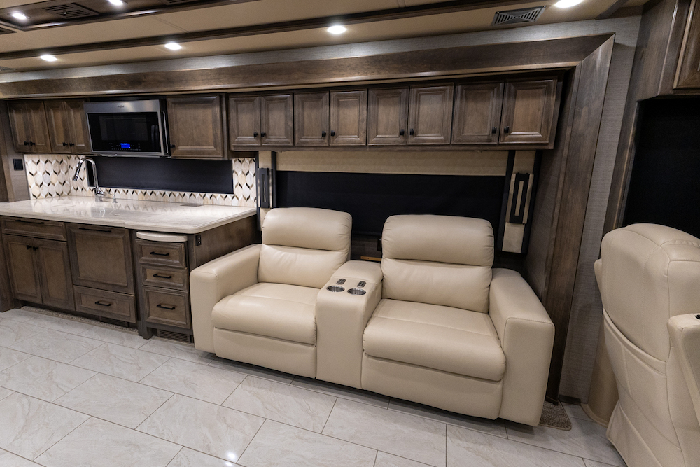 2022 Tiffin Allegro For Sale