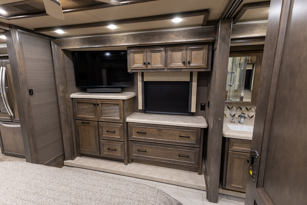 2022 Tiffin Allegro For Sale