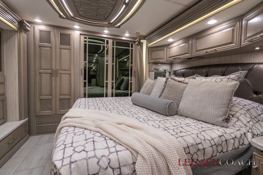 2023 Newmar London Aire For Sale