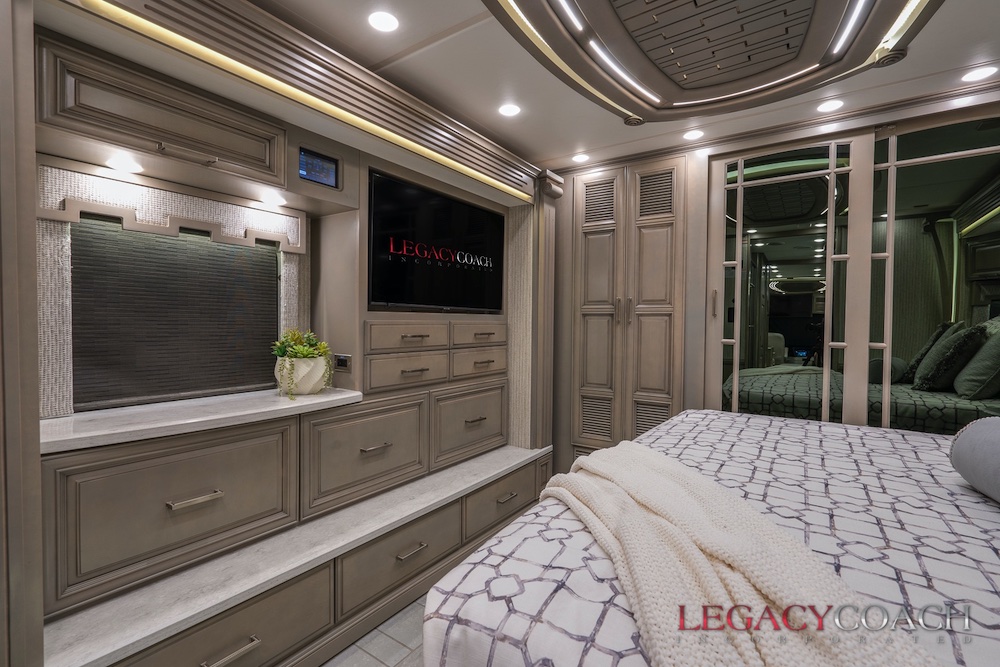 2023 Newmar London Aire For Sale