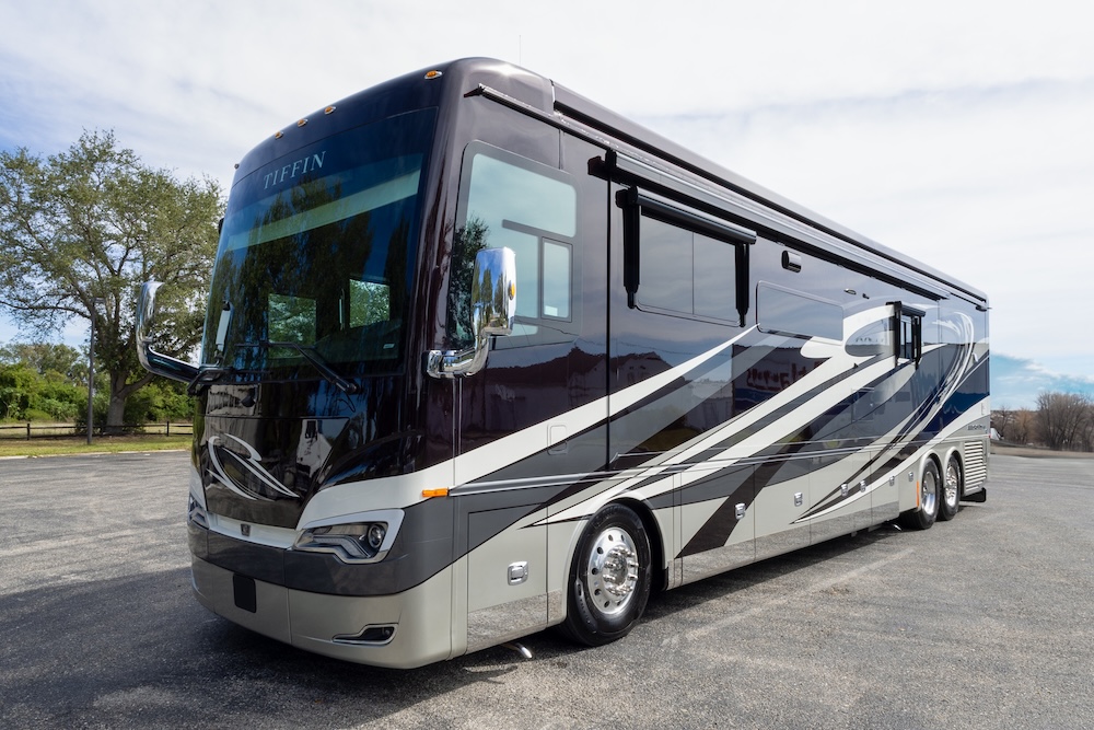 2023 Tiffin AllegroFor Sale