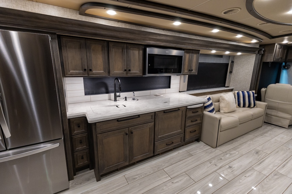 2023 Tiffin AllegroFor Sale