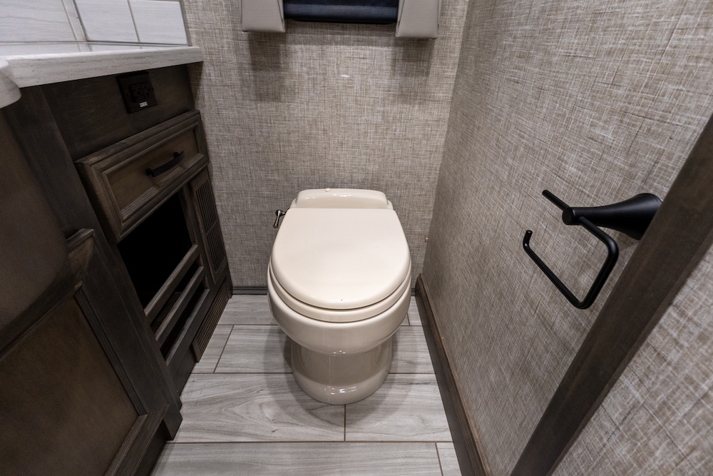 2023 Tiffin AllegroFor Sale