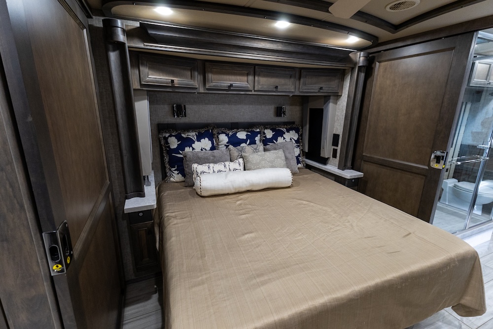 2023 Tiffin AllegroFor Sale