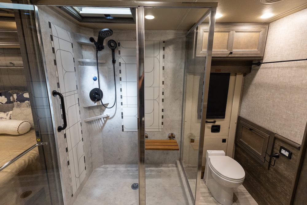 2023 Tiffin AllegroFor Sale