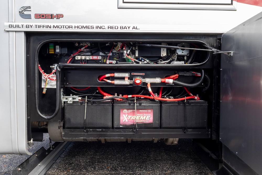 2025 Tiffin Zephyr For Sale