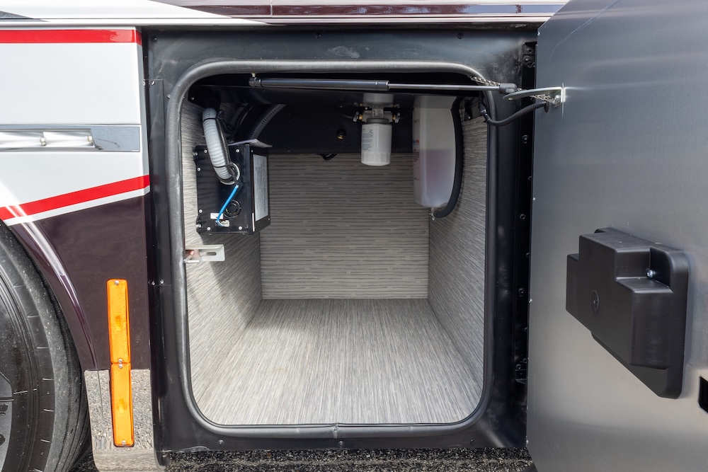 2025 Tiffin Zephyr For Sale