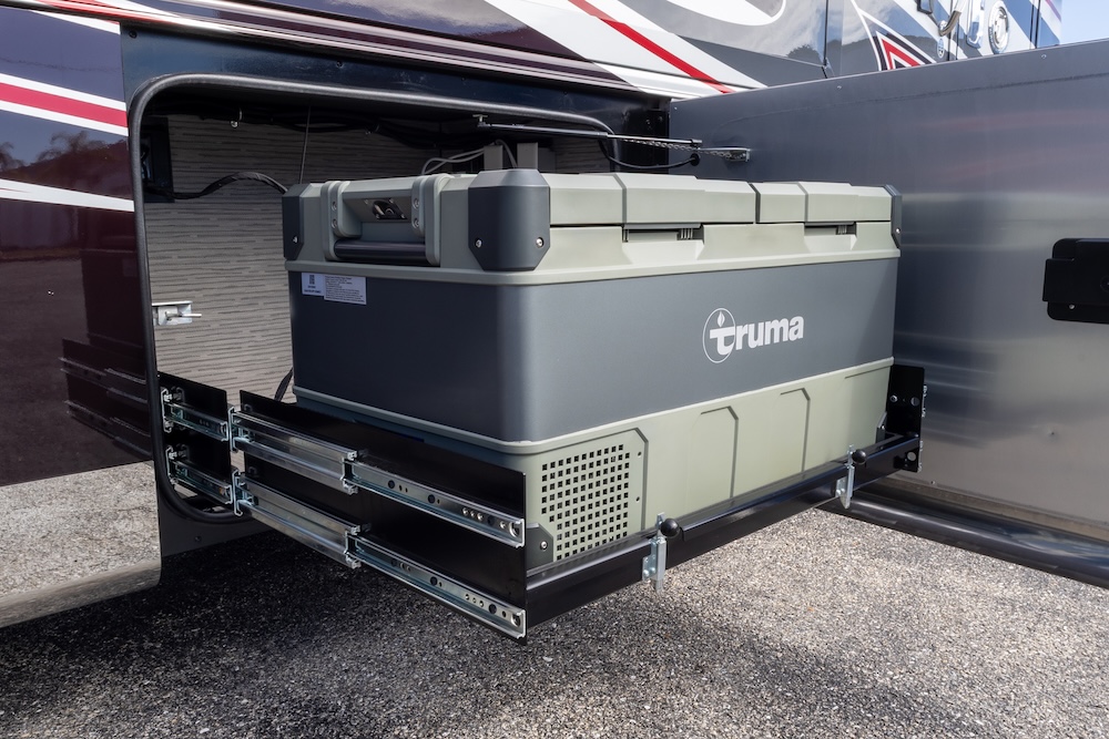 2025 Tiffin Zephyr For Sale