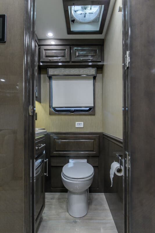 Bus-Stuff.com Class A Rv For Sale