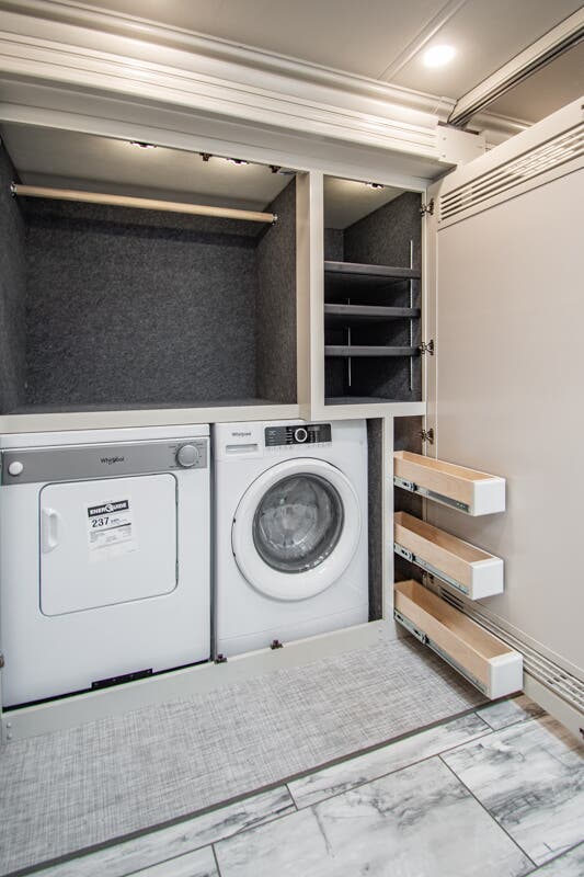 Bus-Stuff.com Class A Rv For Sale