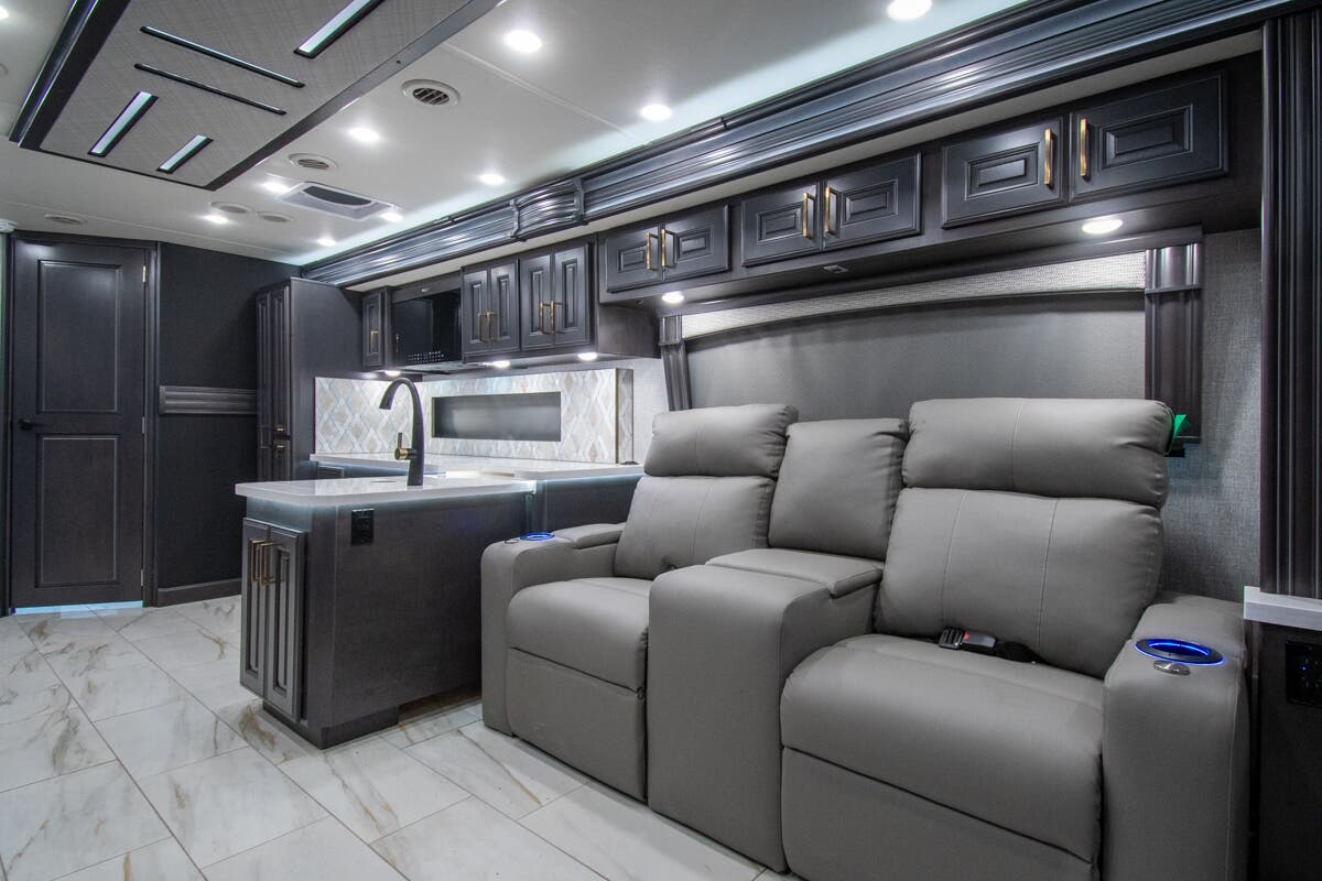 Bus-Stuff.com Class A Rv For Sale