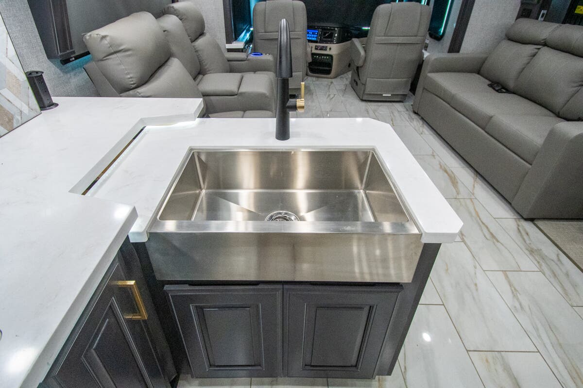 Bus-Stuff.com Class A Rv For Sale