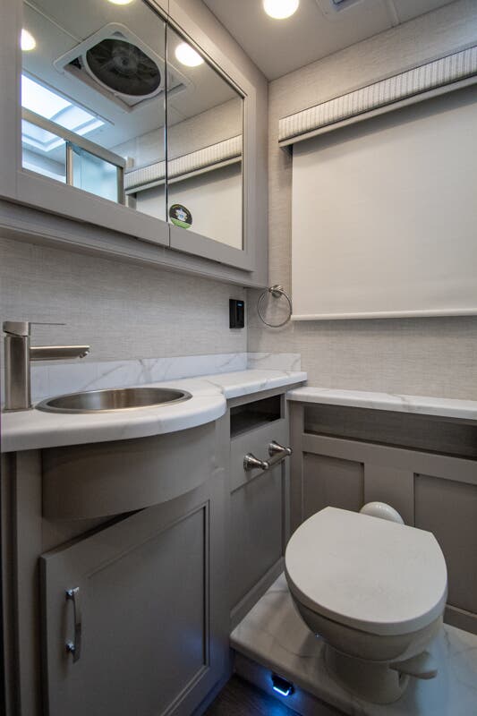 Bus-Stuff.com Class A Rv For Sale