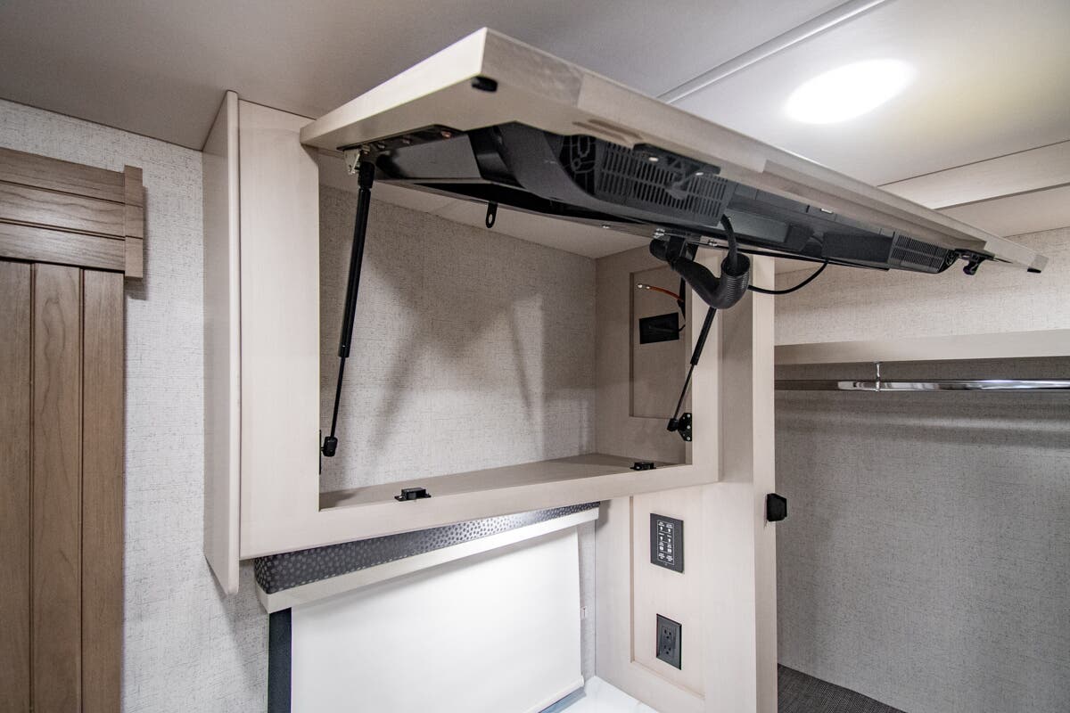 Bus-Stuff.com Class A Rv For Sale