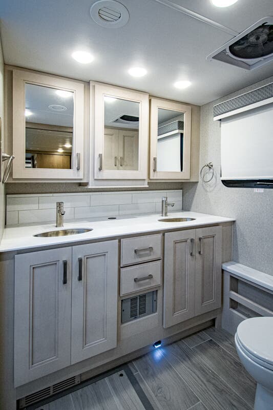 Bus-Stuff.com Class A Rv For Sale