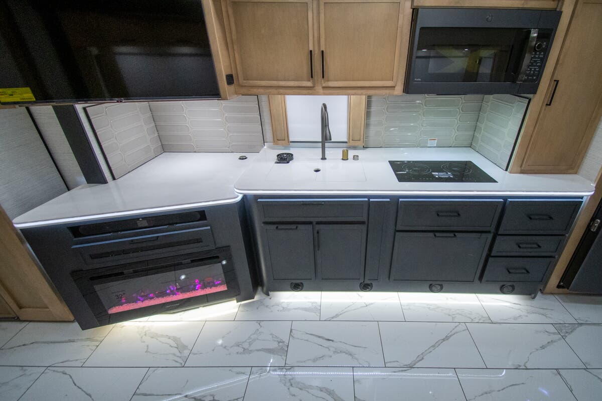 Bus-Stuff.com Class A Rv For Sale