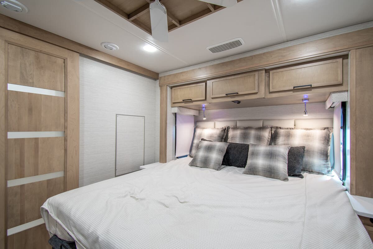 Bus-Stuff.com Class A Rv For Sale