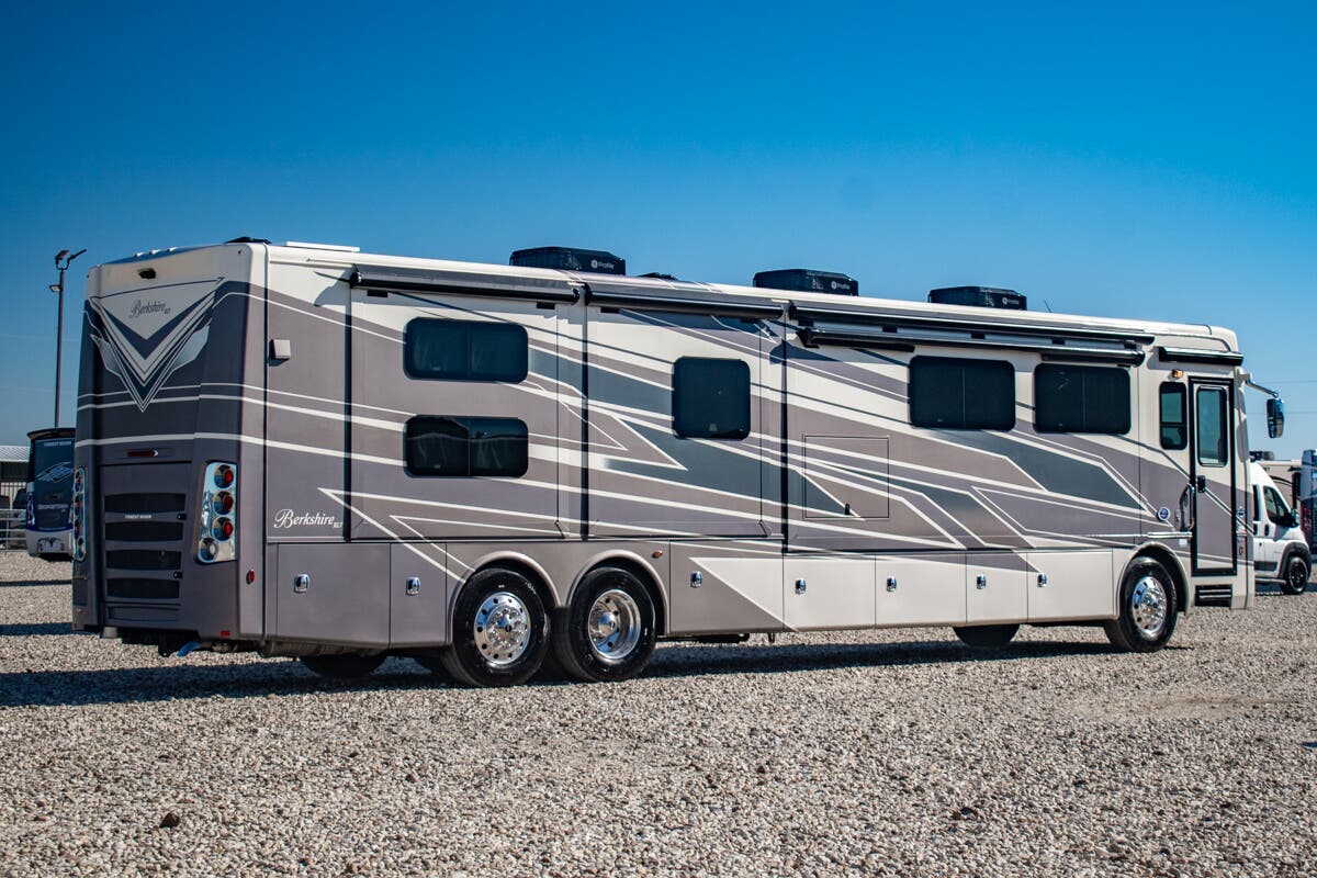 Bus-Stuff.com Class A Rv For Sale