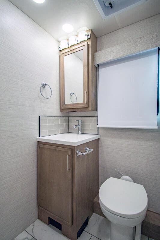 Bus-Stuff.com Class A Rv For Sale