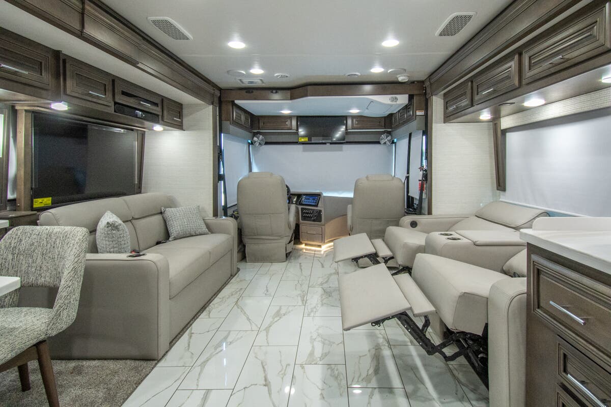 Bus-Stuff.com Class A Rv For Sale