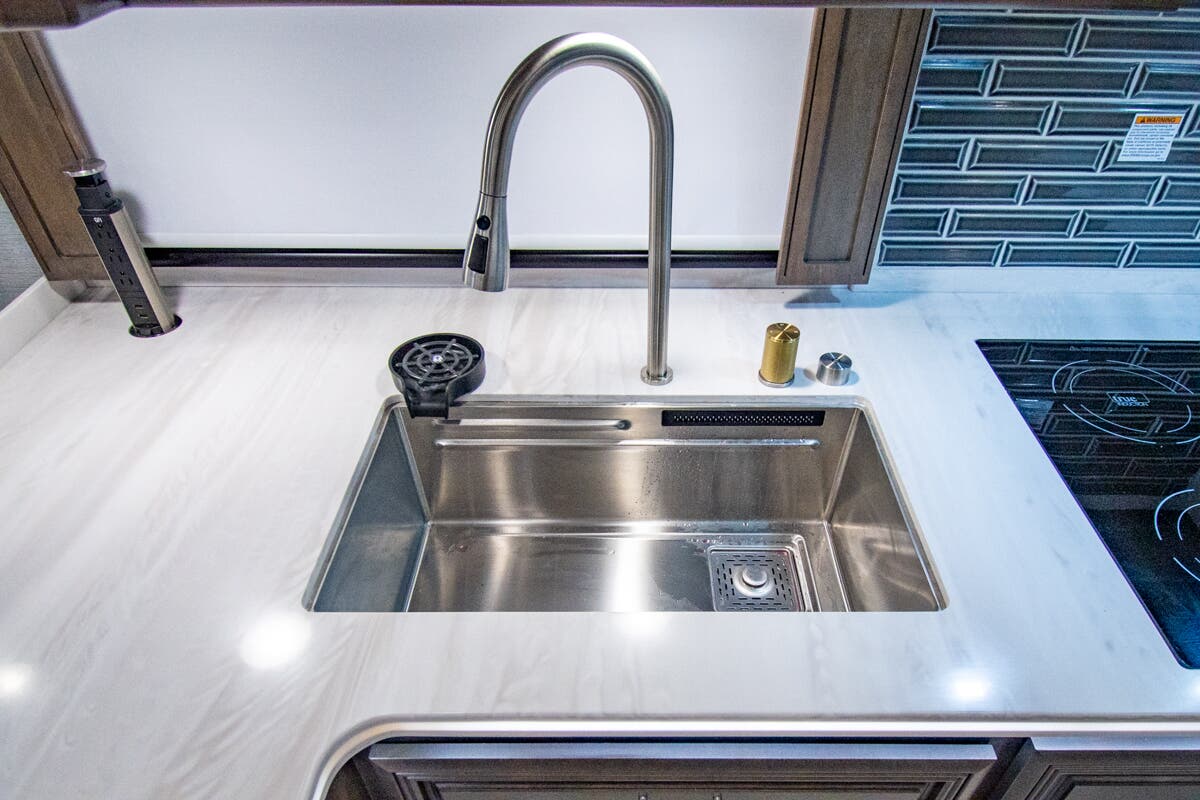 Bus-Stuff.com Class A Rv For Sale