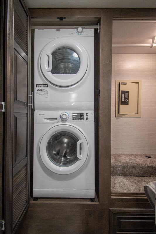 Bus-Stuff.com Class A Rv For Sale